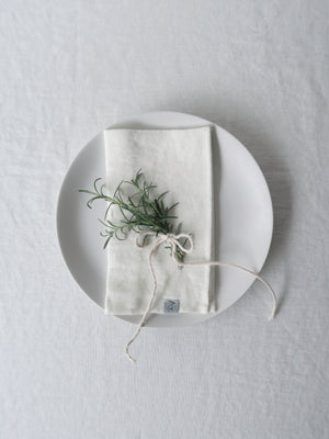 
                  
                    Albin & Tyne 100% Linen napkins (set of 4) - Snow white
                  
                