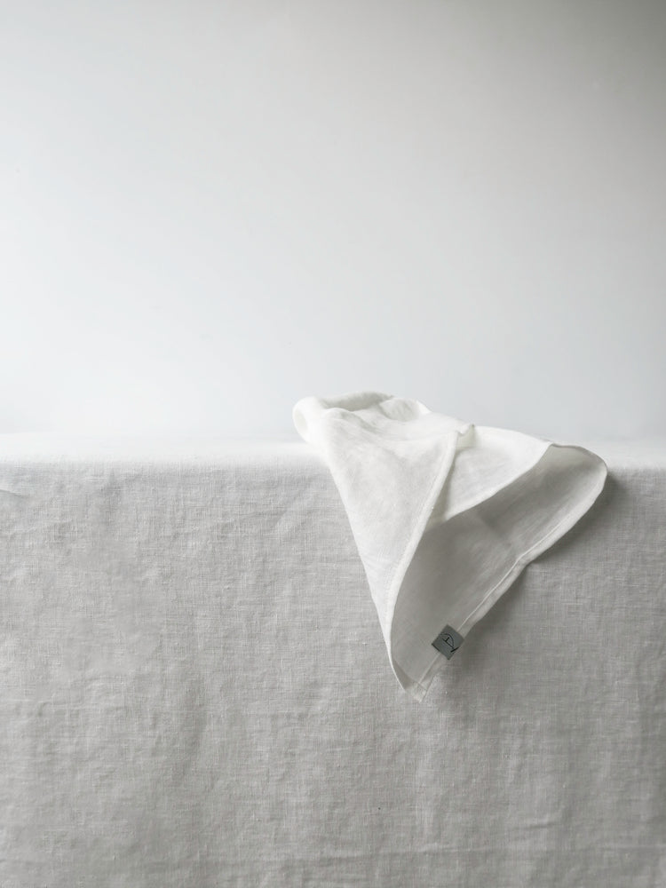 Albin & Tyne 100% Linen napkins (set of 4) - Snow white