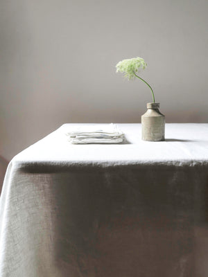 
                  
                    Albin & Tyne 100% Linen tablecloth - Snow white
                  
                